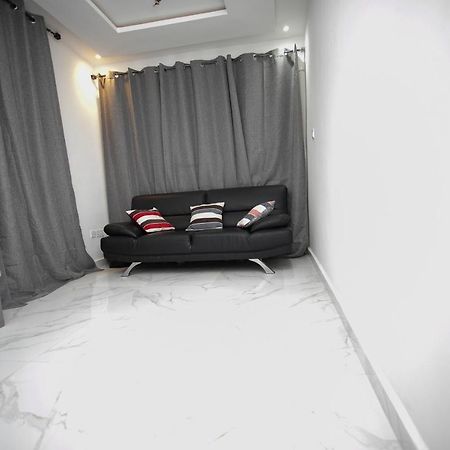 Marysin Guest House Acra Exterior foto